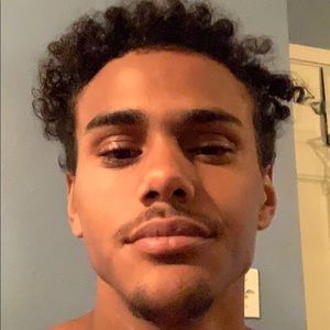 Meet your Posher, Corey